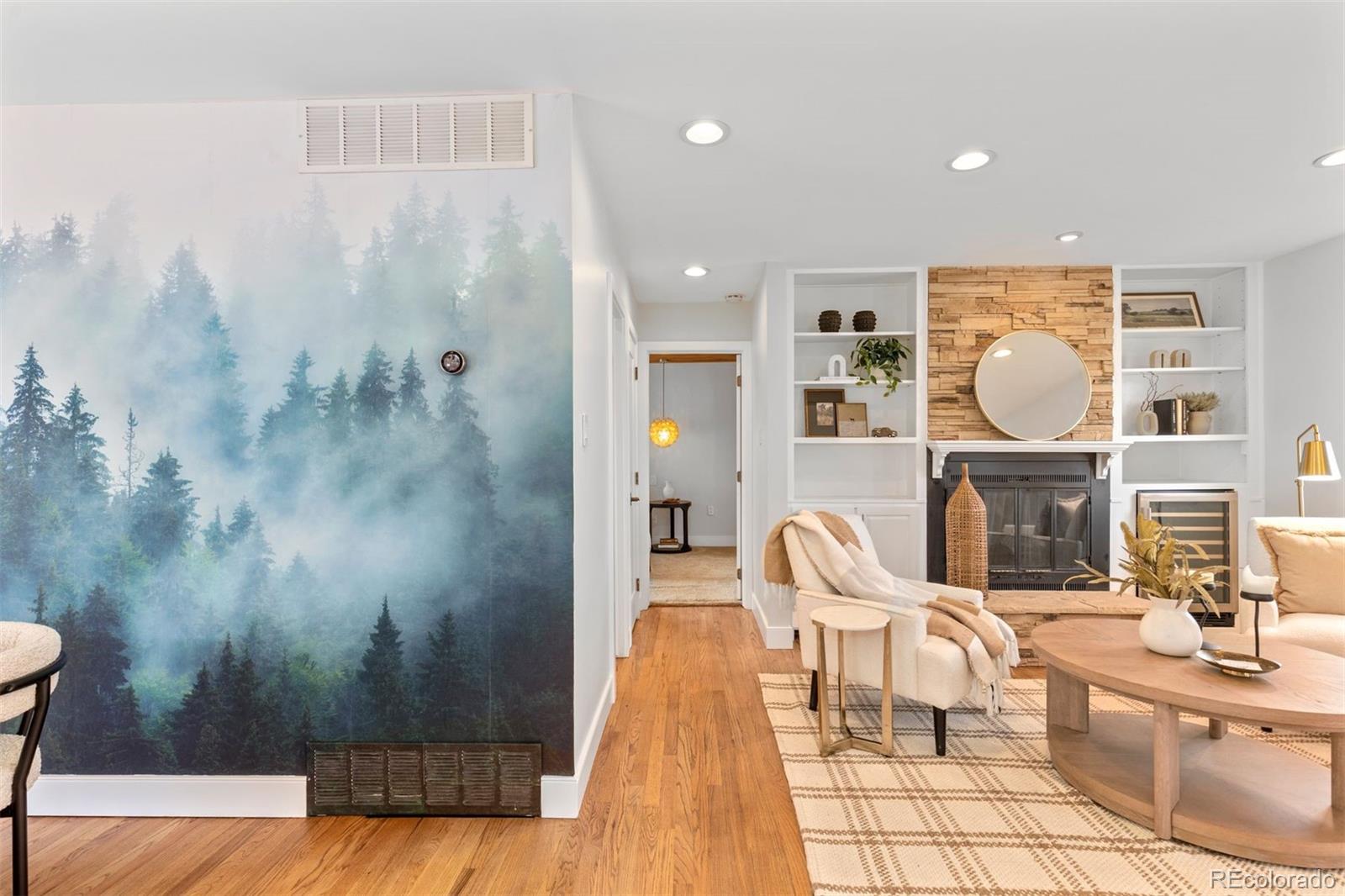 756 S Glencoe Street