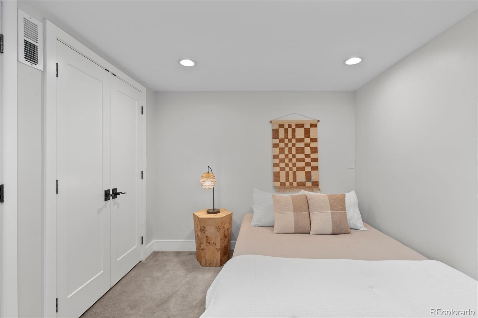 756 S Glencoe Street