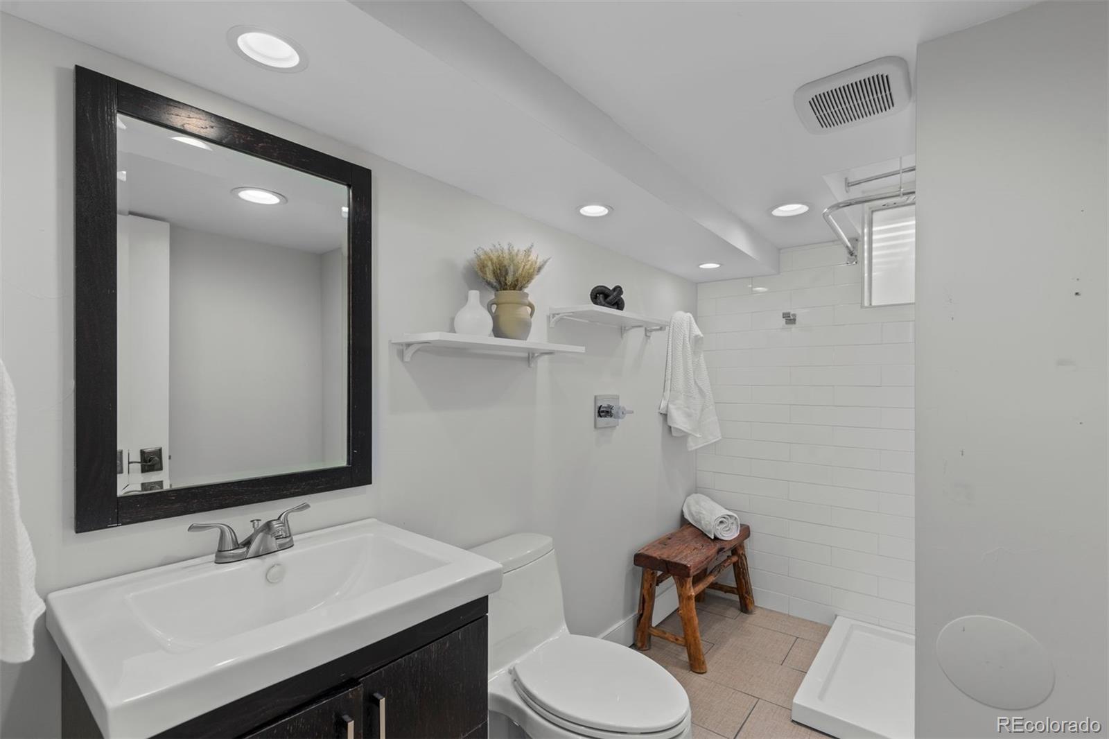 756 S Glencoe Street