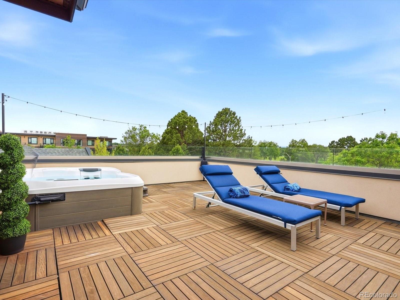 61 N Magnolia Way