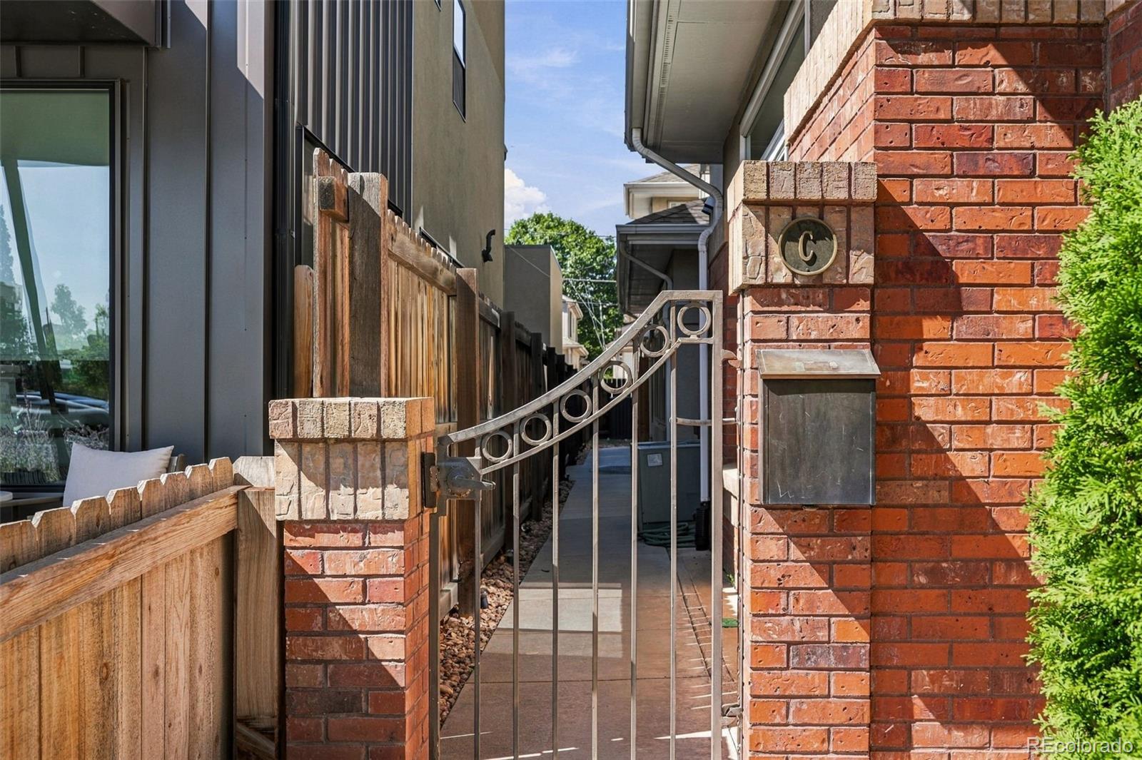 257 S Jackson Street Unit: C