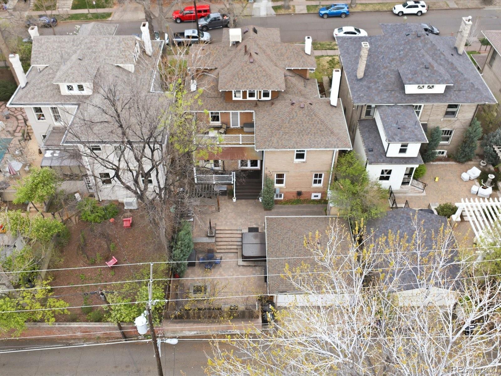 1121 N Humboldt Street