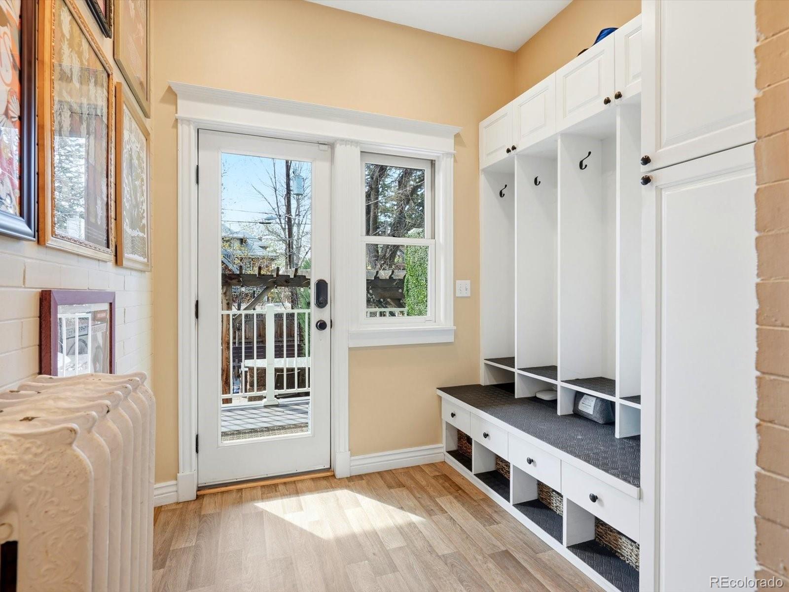 1121 N Humboldt Street