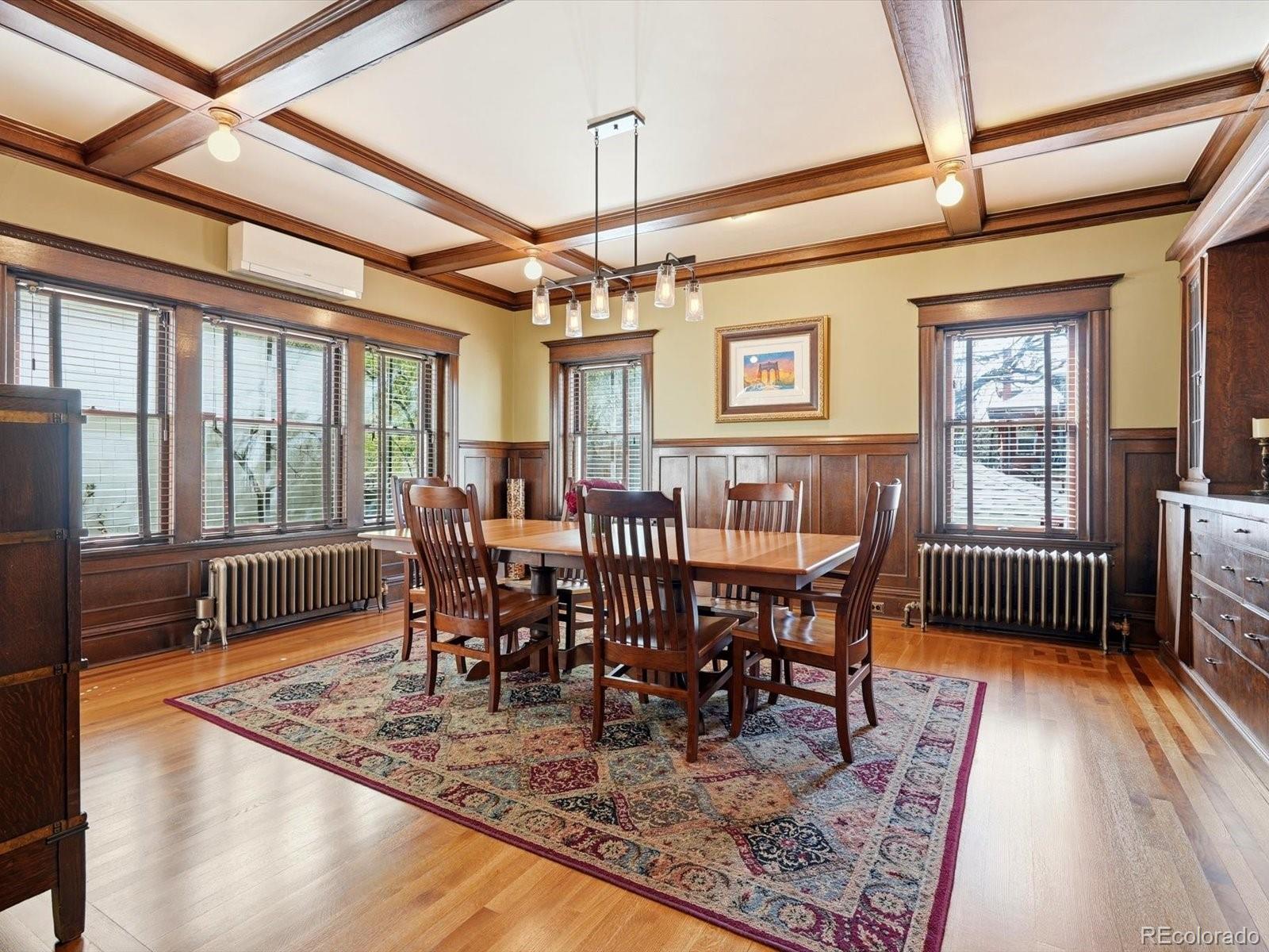 1121 N Humboldt Street