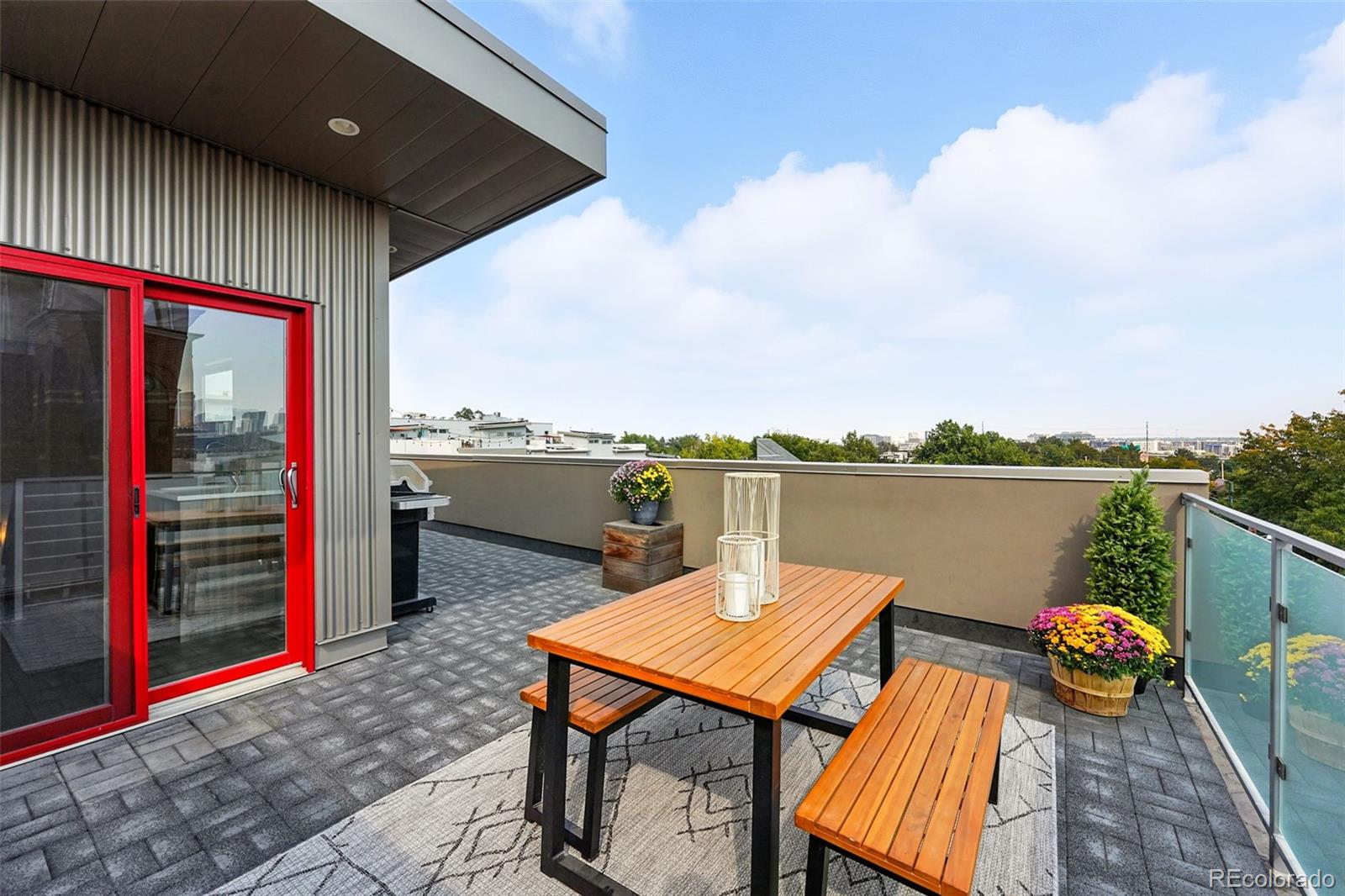 1505 W 36th Avenue