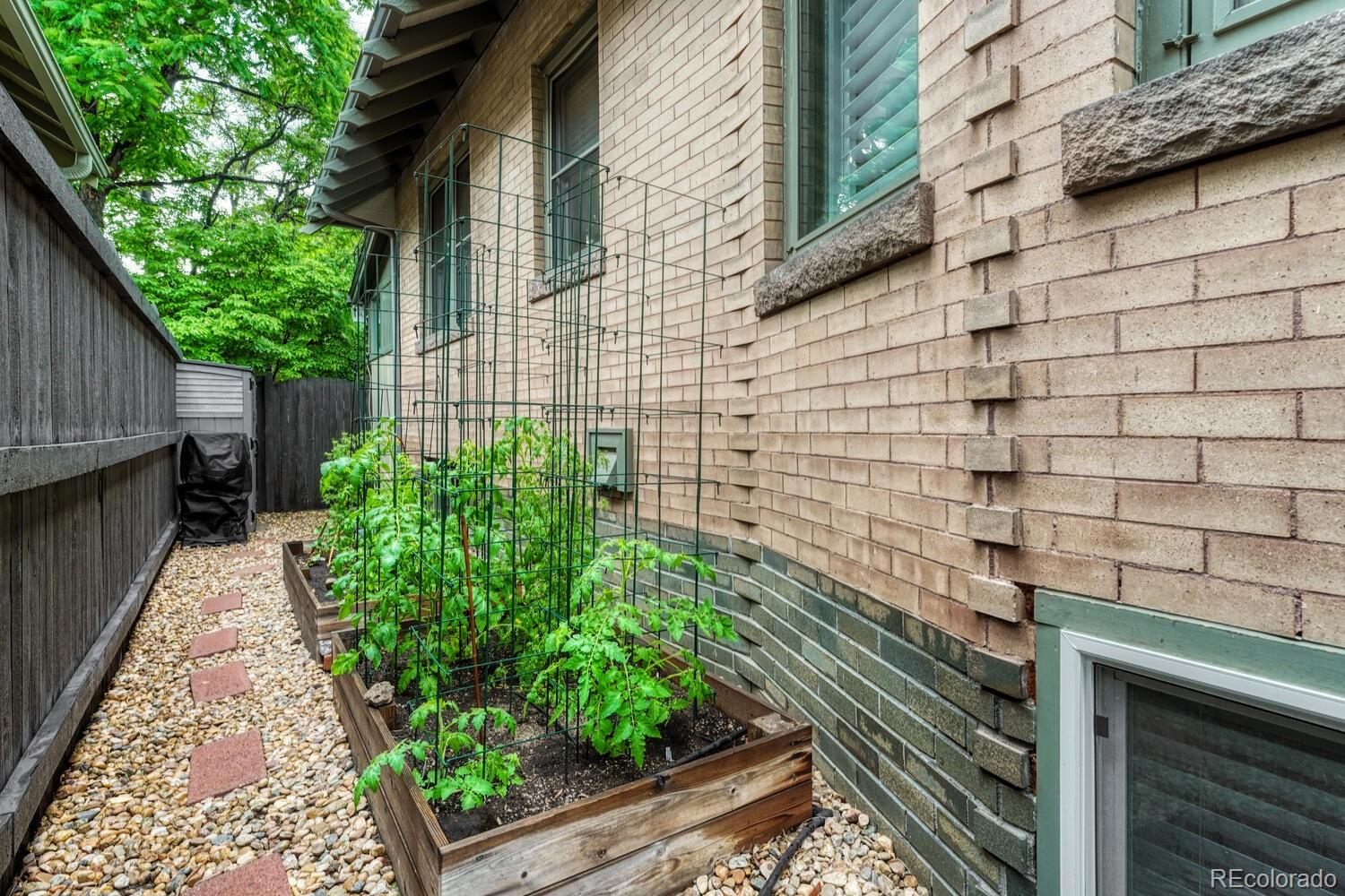 549 N Ogden Street