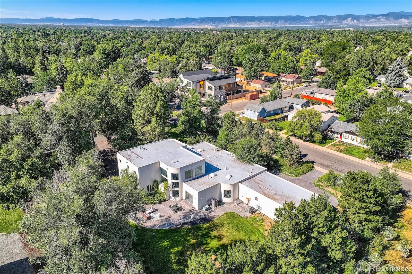 801 E Radcliff Avenue