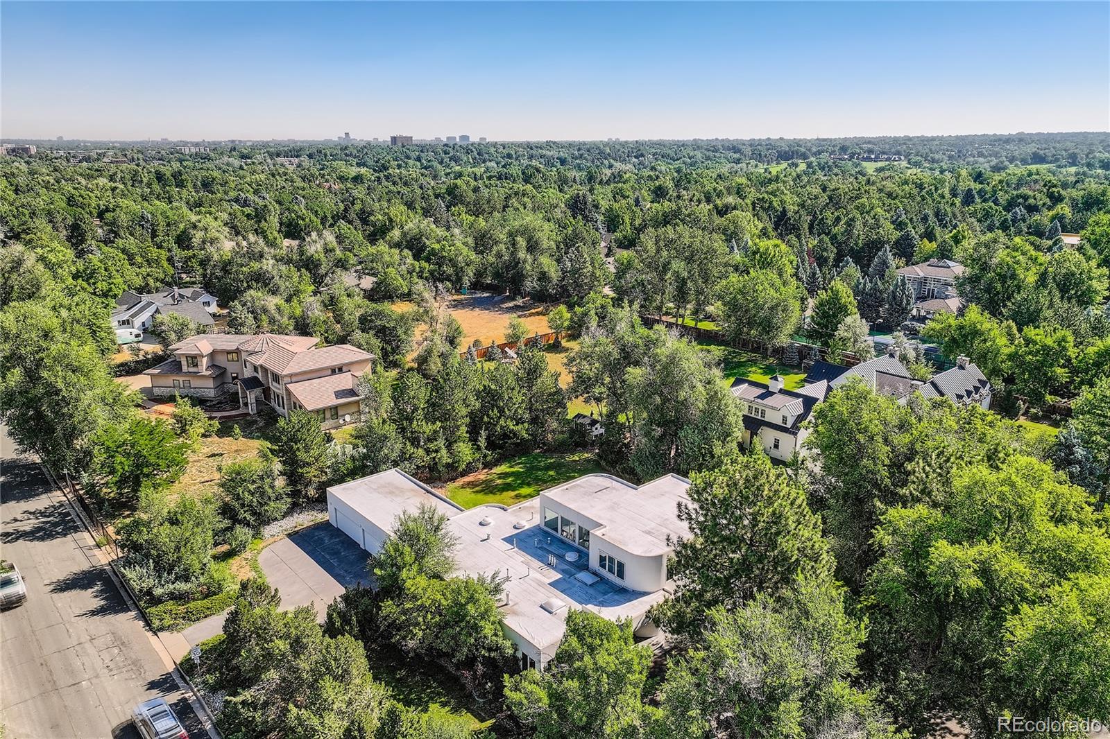 801 E Radcliff Avenue