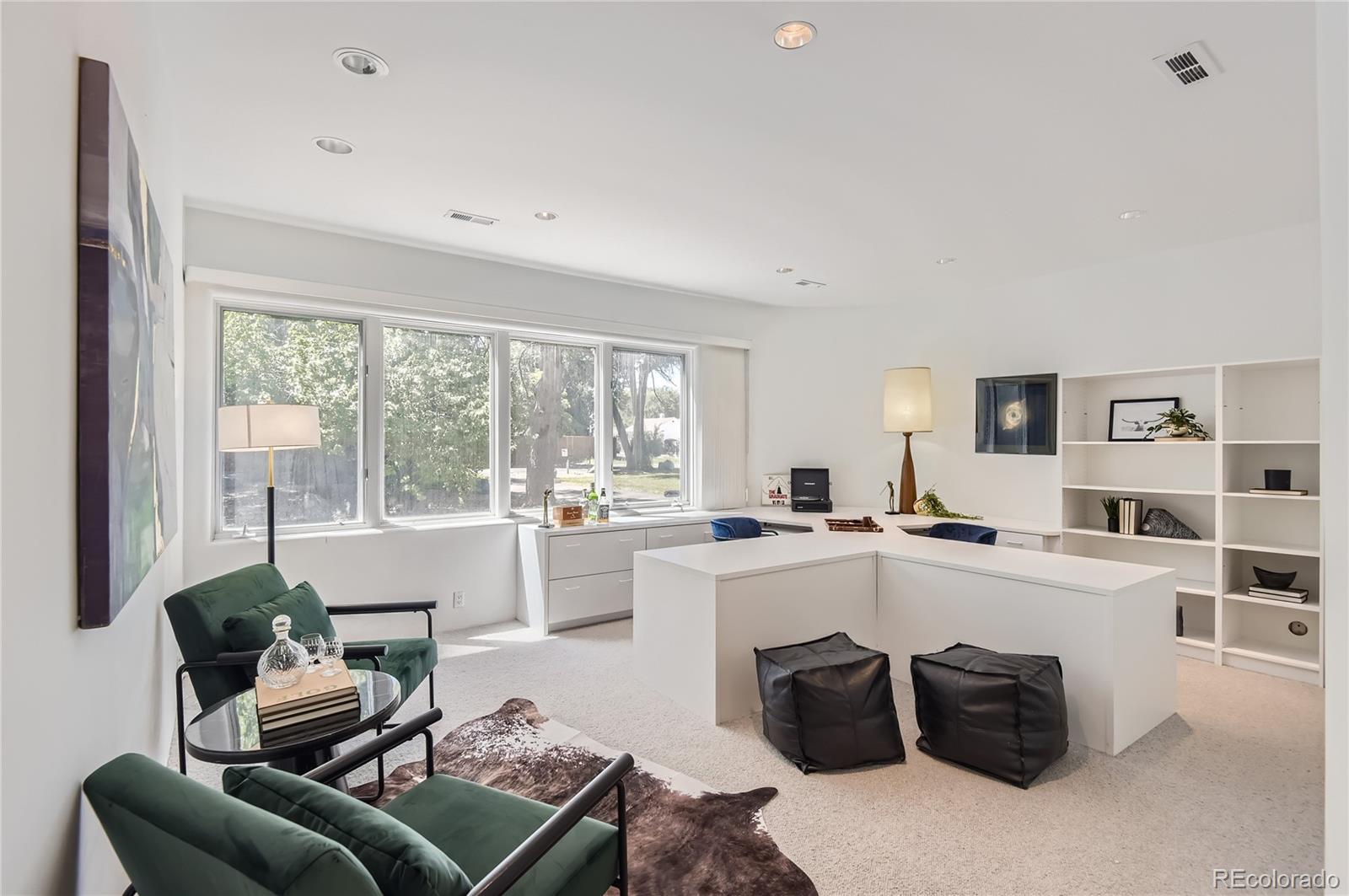 801 E Radcliff Avenue