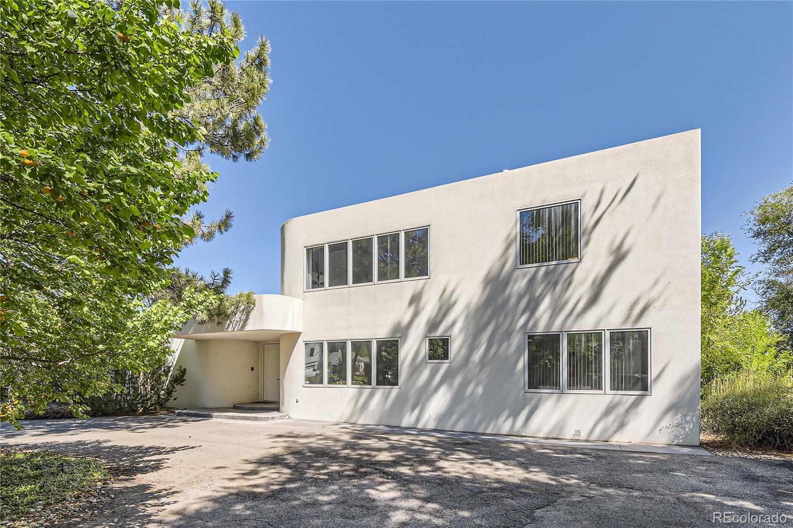 801 E Radcliff Avenue