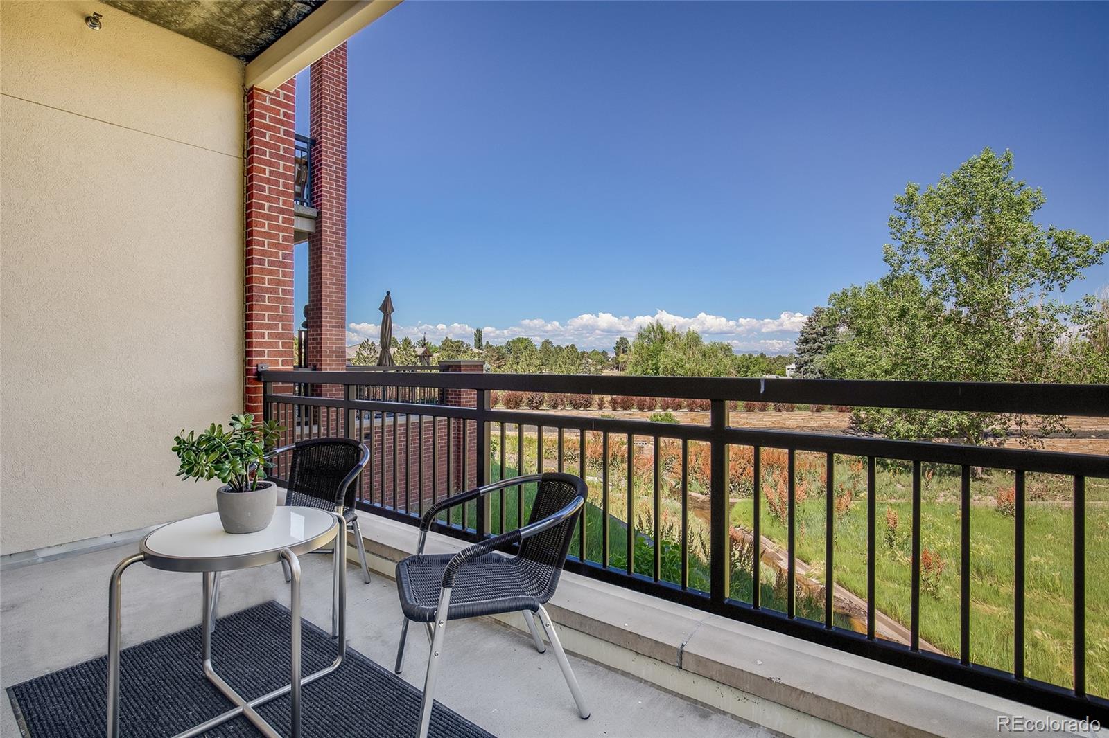 4885 S Monaco Street Unit: 102