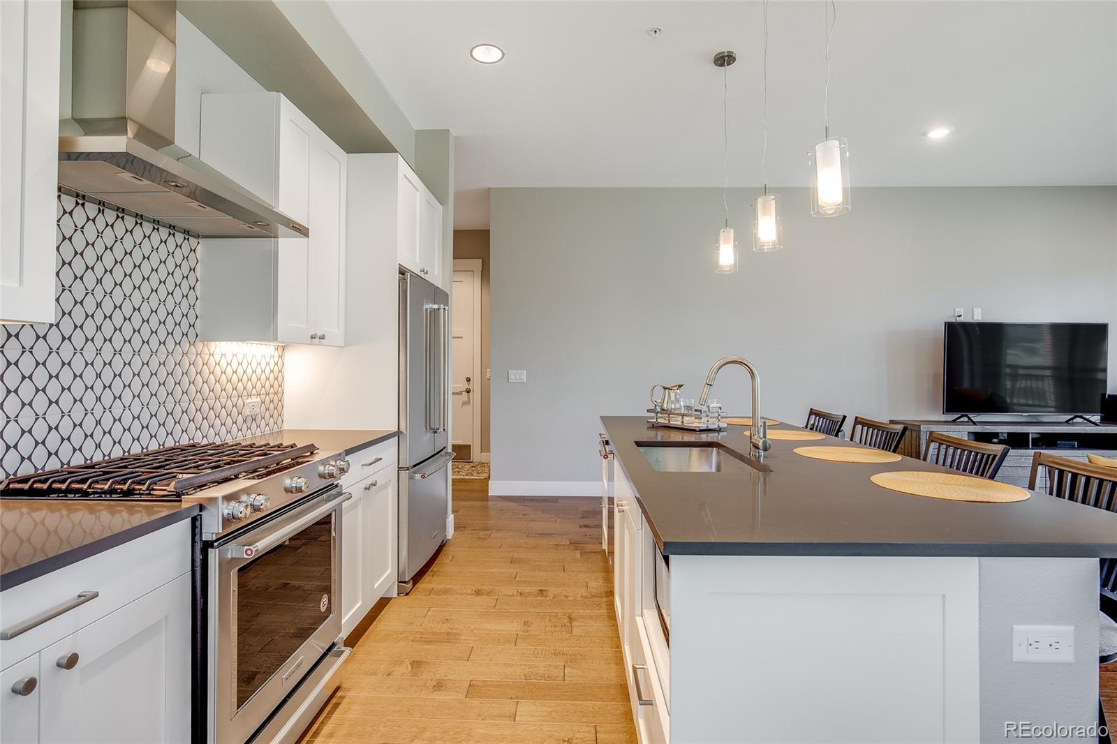4885 S Monaco Street Unit: 102