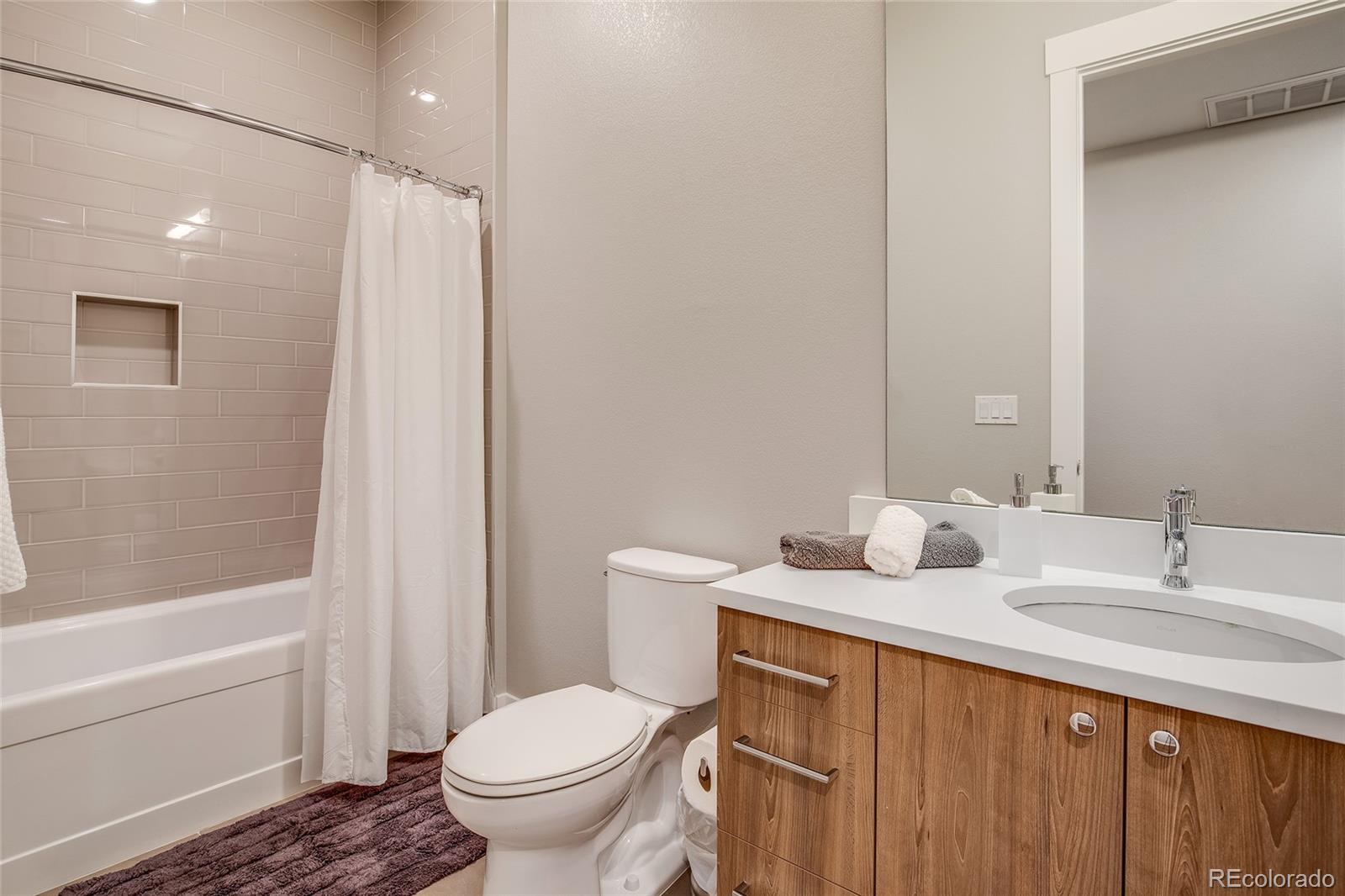 4885 S Monaco Street Unit: 102