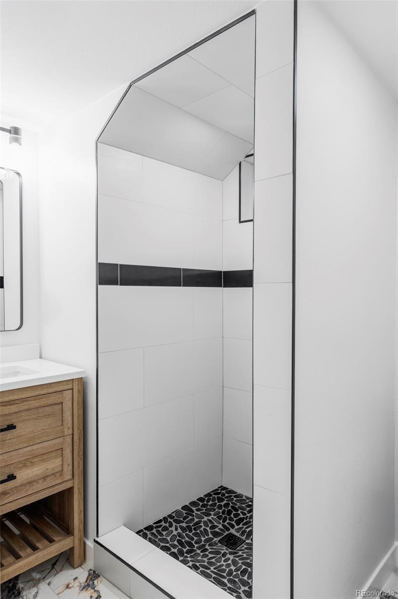 1234 N Downing Street