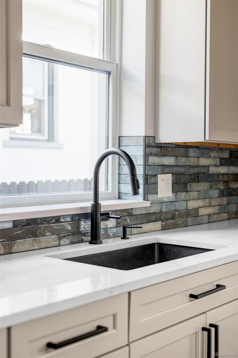 1234 N Downing Street