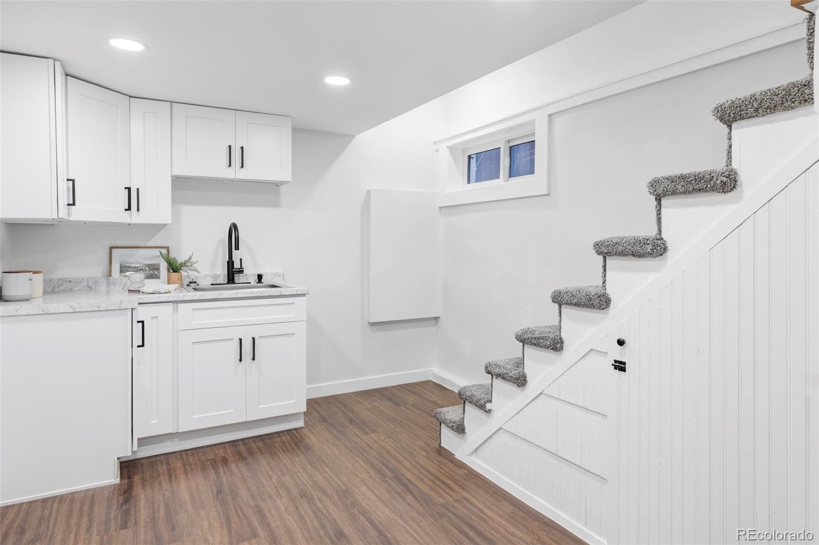 1234 N Downing Street