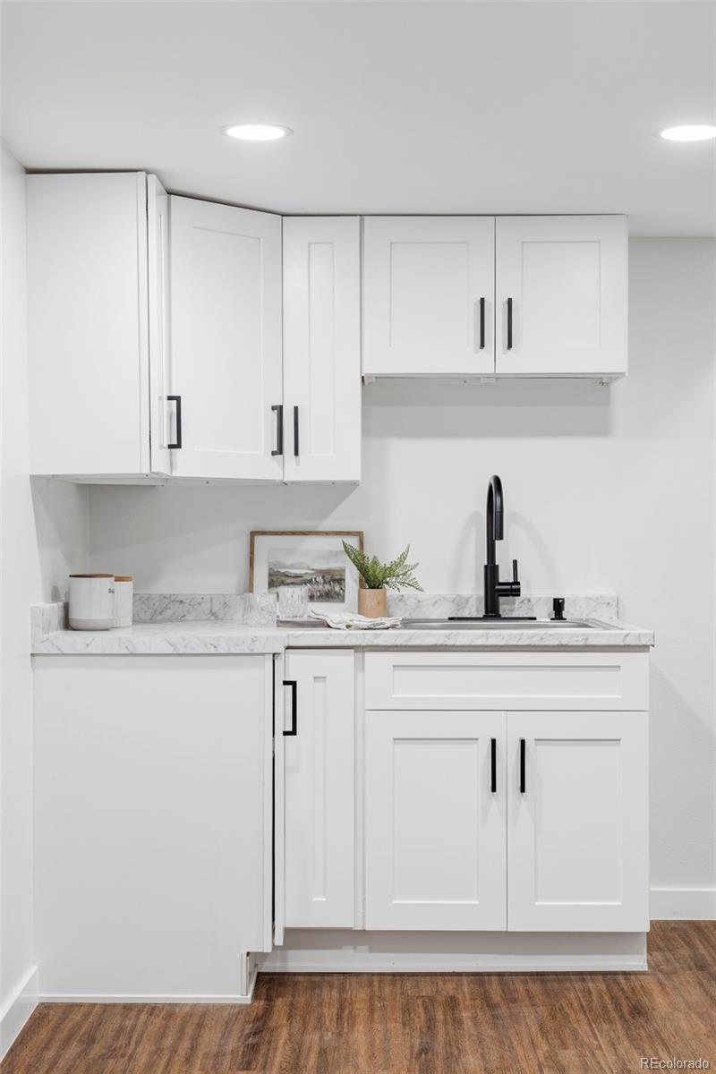 1234 N Downing Street