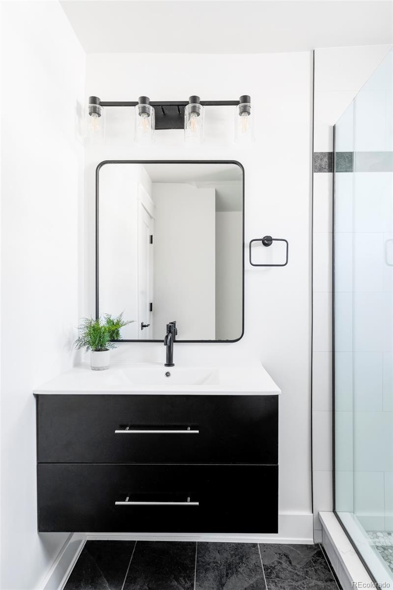 1234 N Downing Street