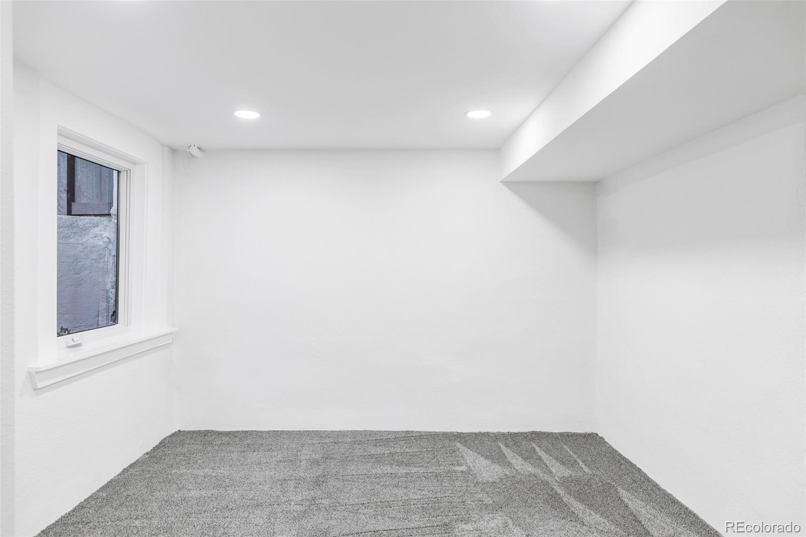 1234 N Downing Street