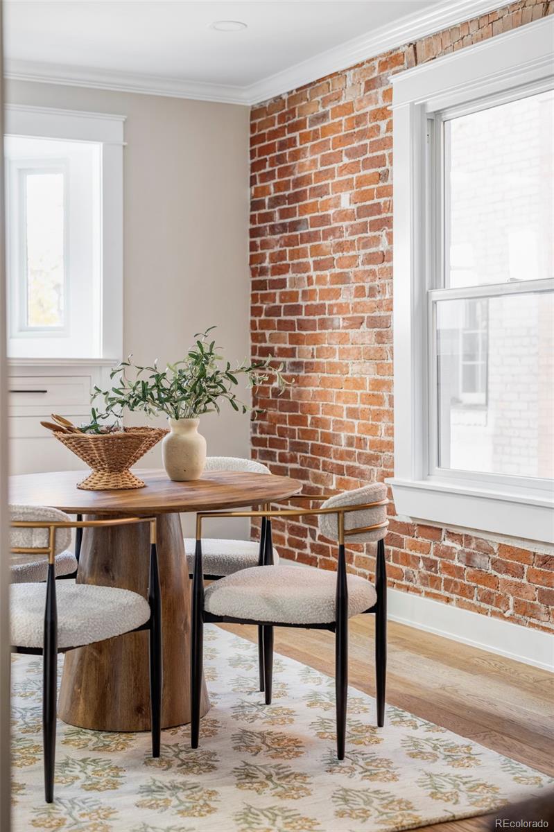 1234 N Downing Street