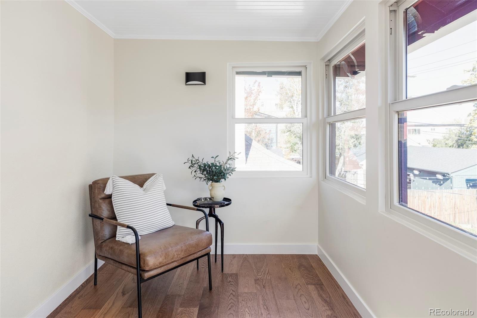 1234 N Downing Street