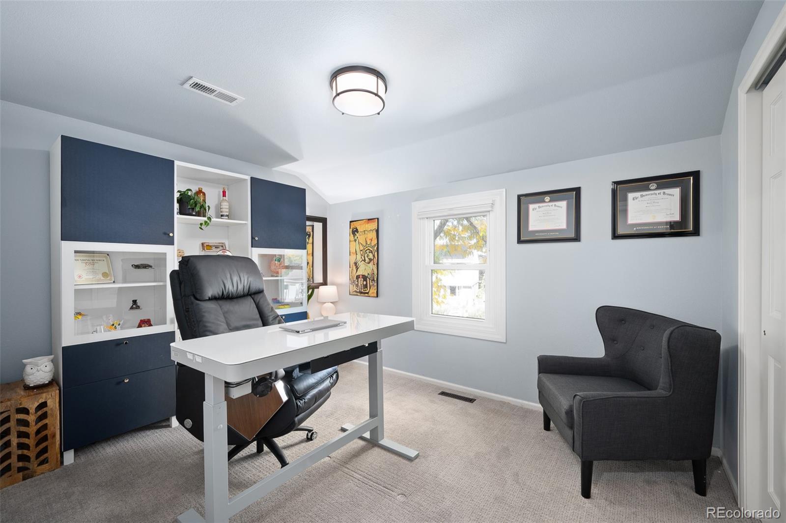 7026 S Magnolia Circle