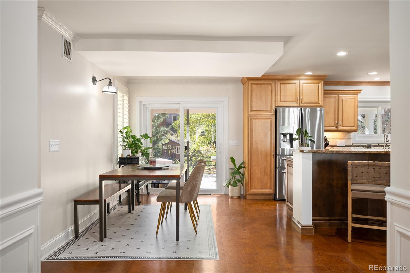 7026 S Magnolia Circle