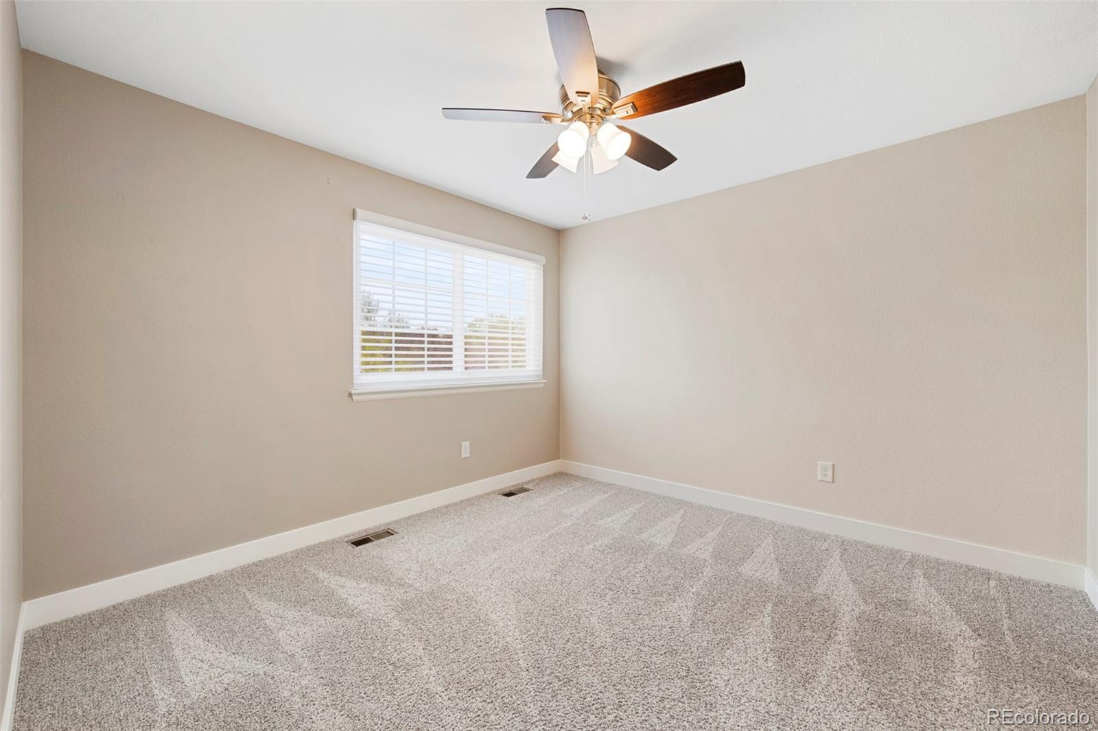 7446 S Curtice Court