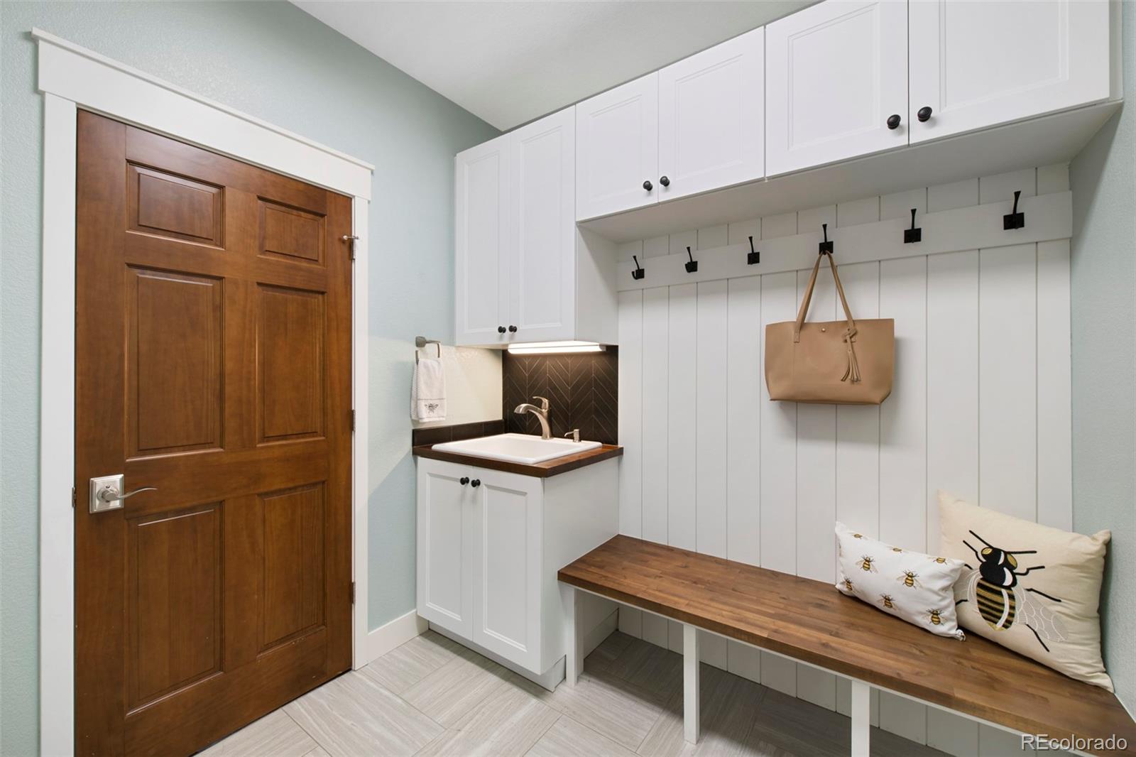 7446 S Curtice Court