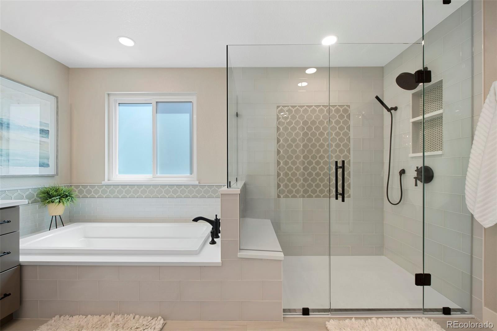 7446 S Curtice Court