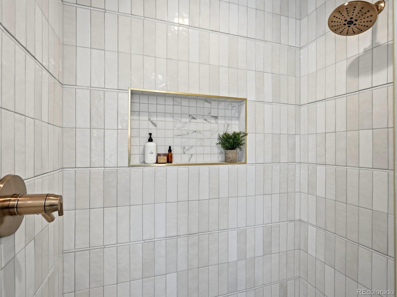 1433 S Gaylord Street