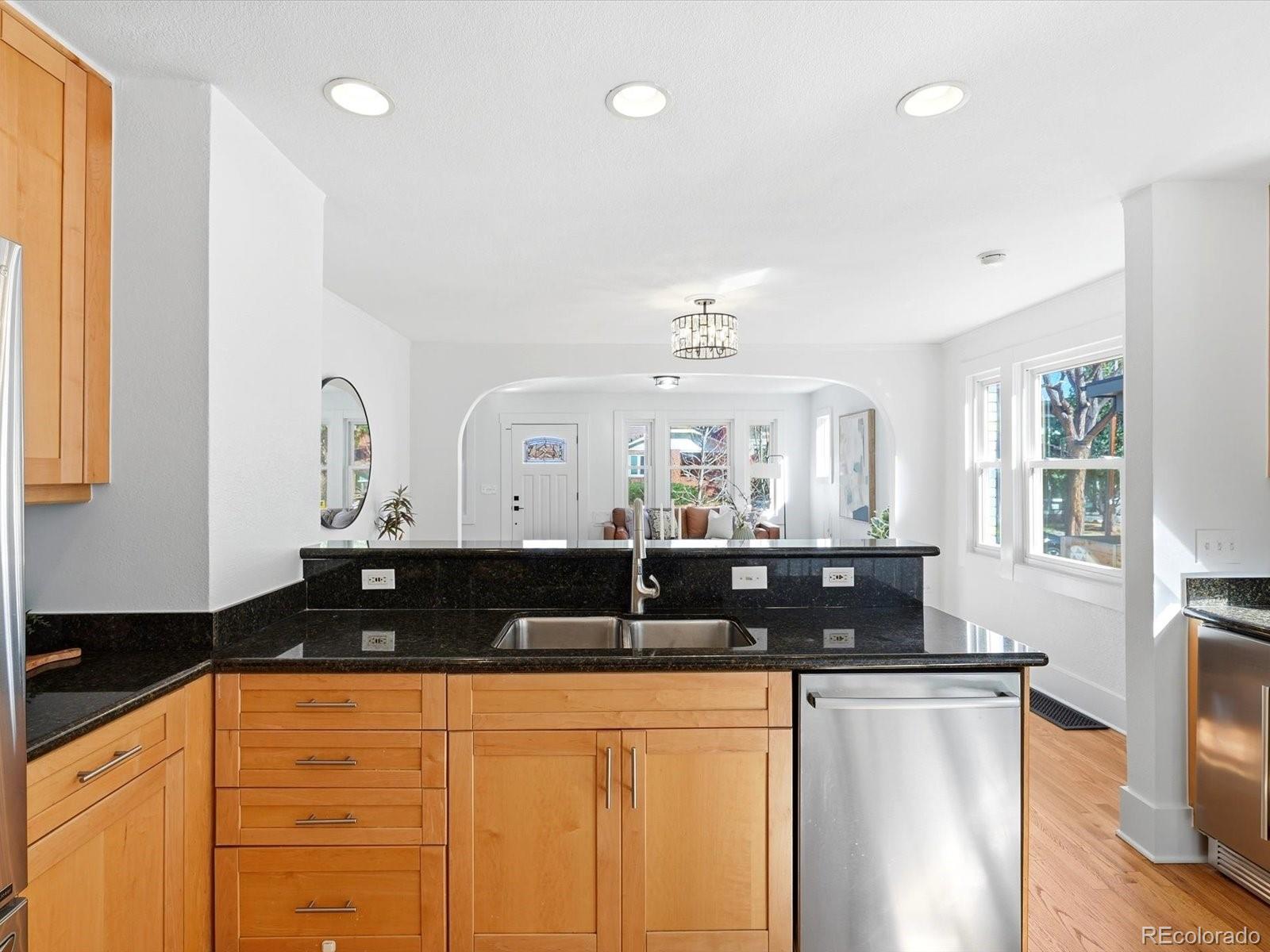 1433 S Gaylord Street