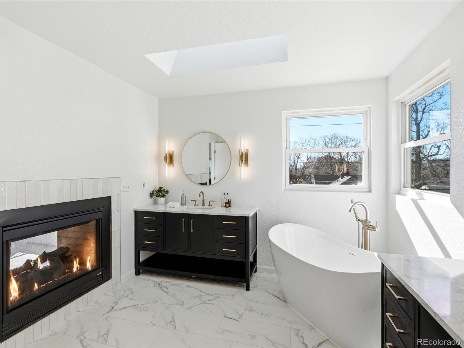 1433 S Gaylord Street