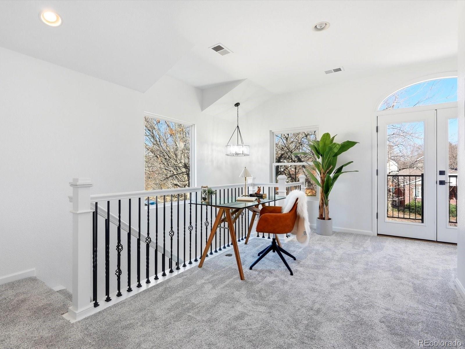 1433 S Gaylord Street