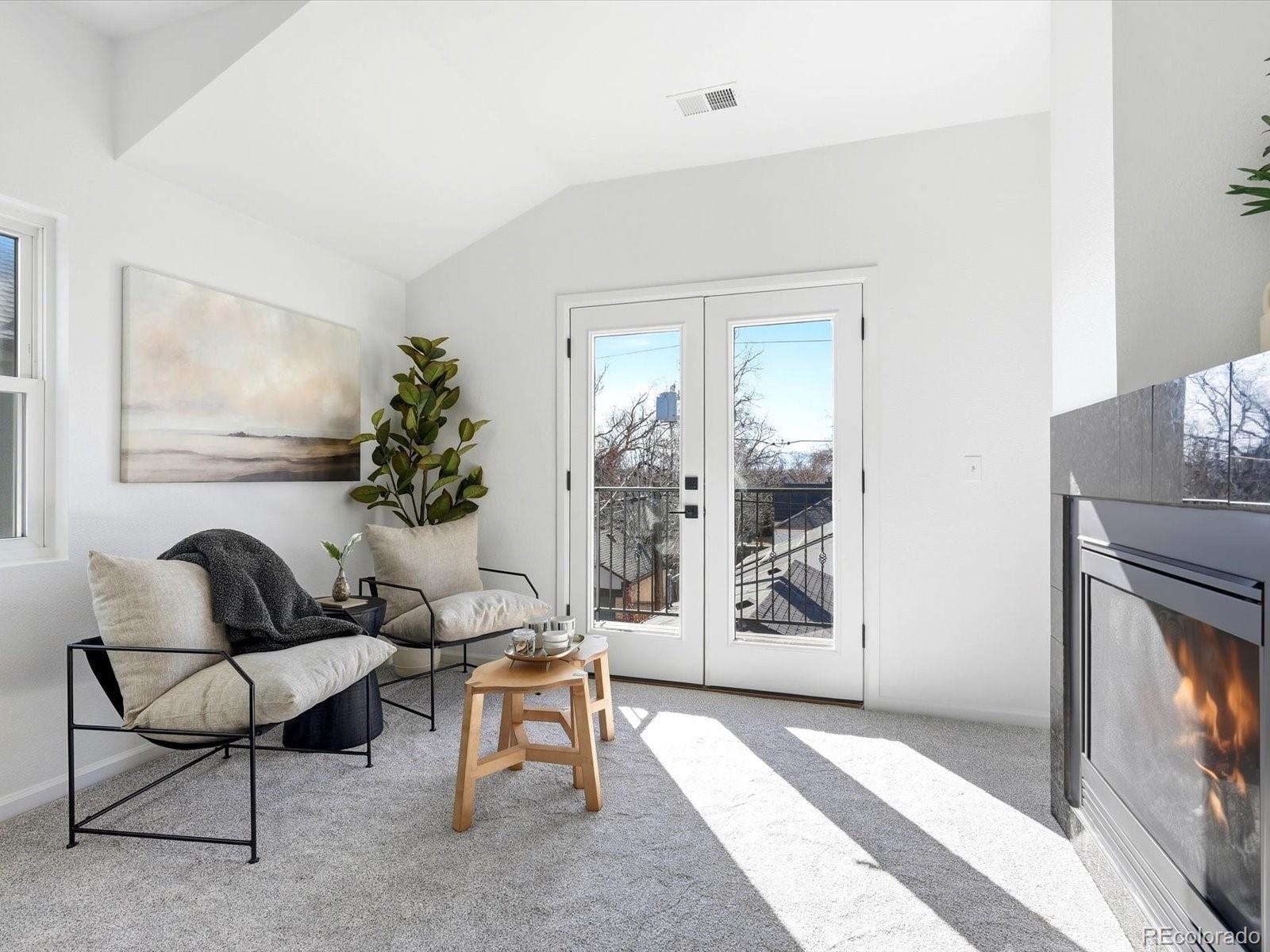 1433 S Gaylord Street