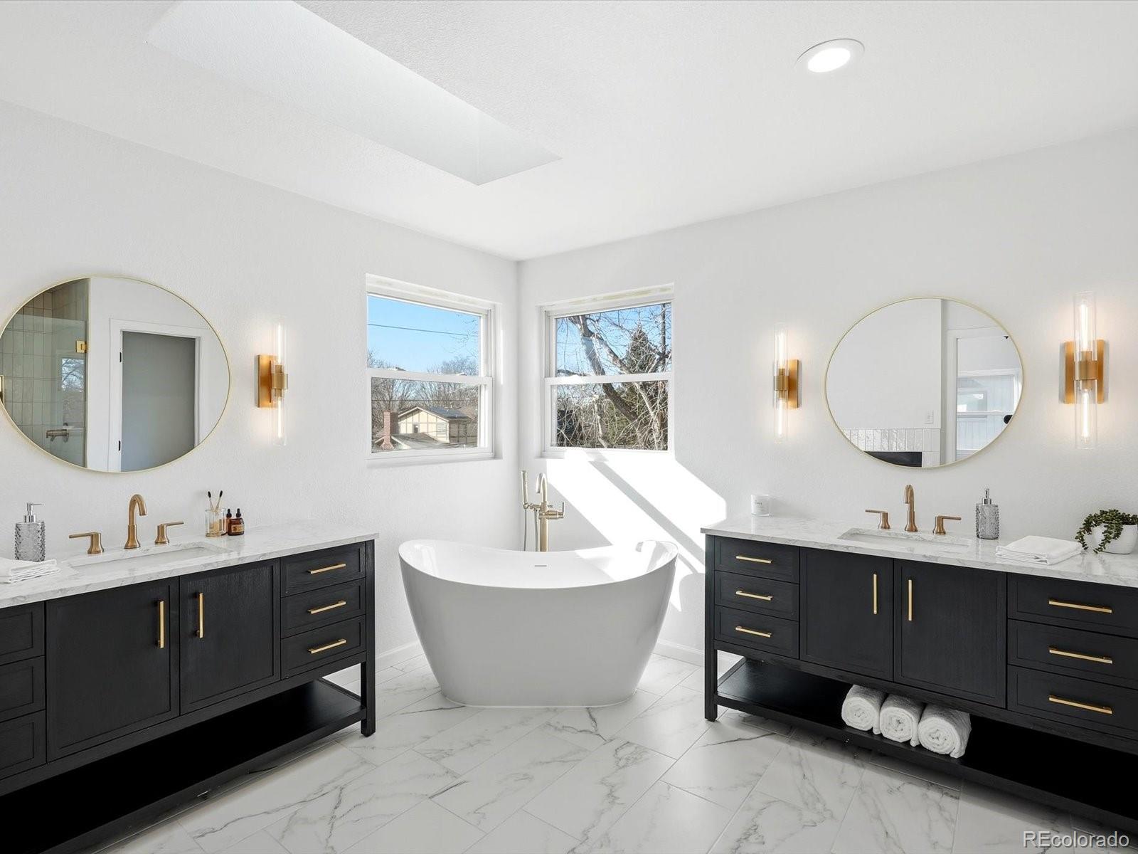 1433 S Gaylord Street