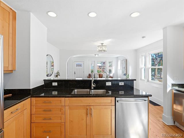 1433 S Gaylord Street