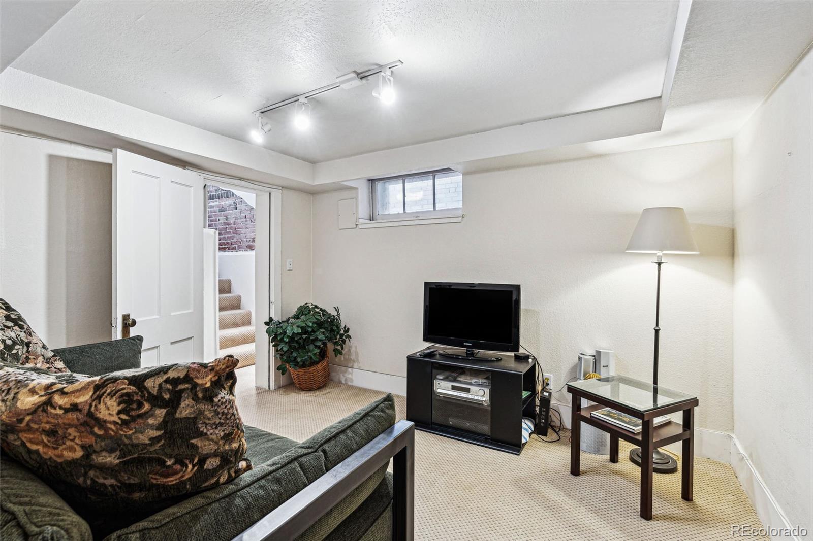 724 Vine Street
