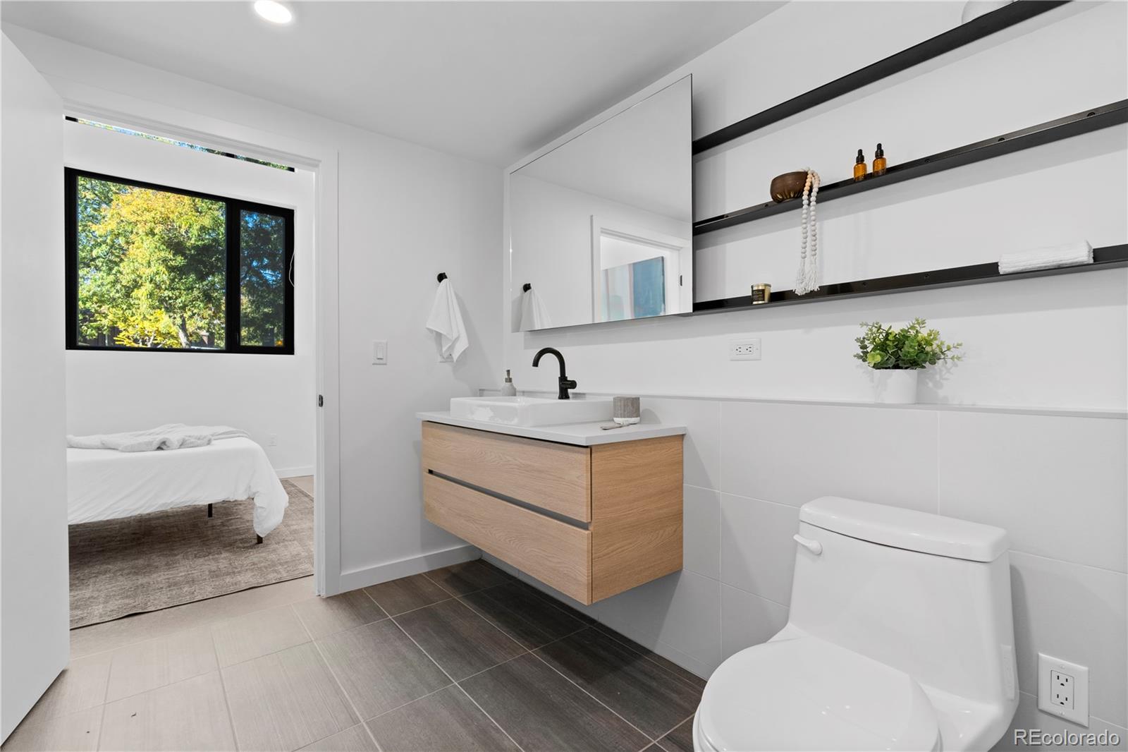 1601 Park Avenue Unit: 116