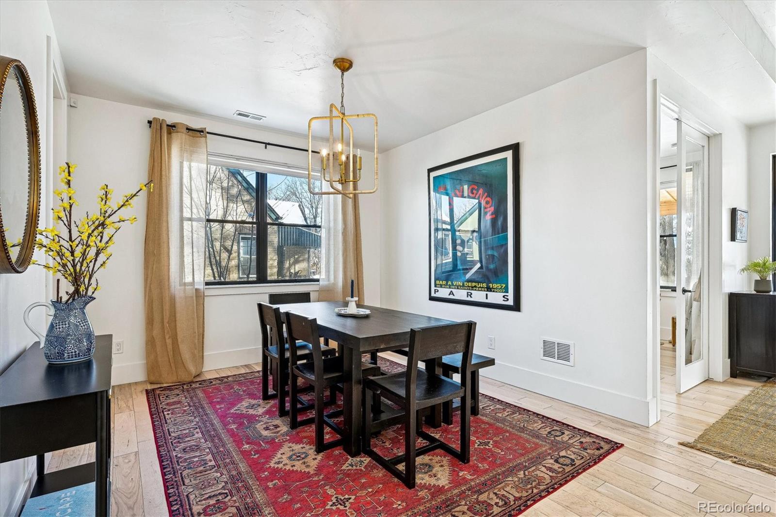 2645 W 39th Avenue