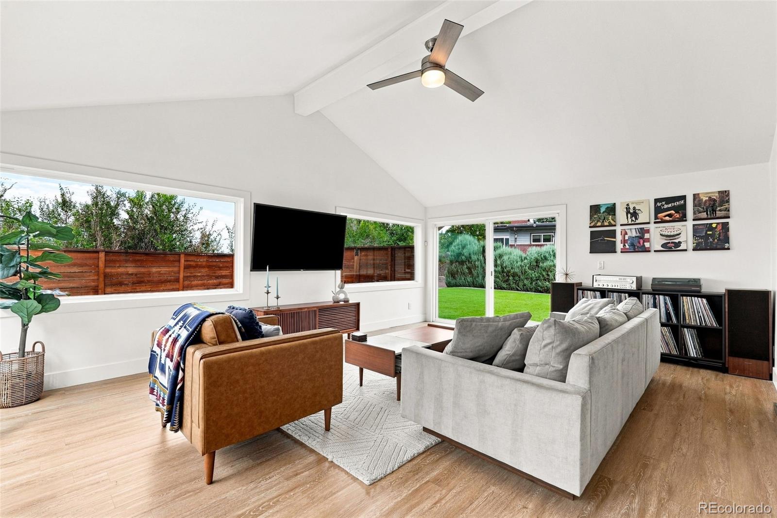 6095 W 49th Place