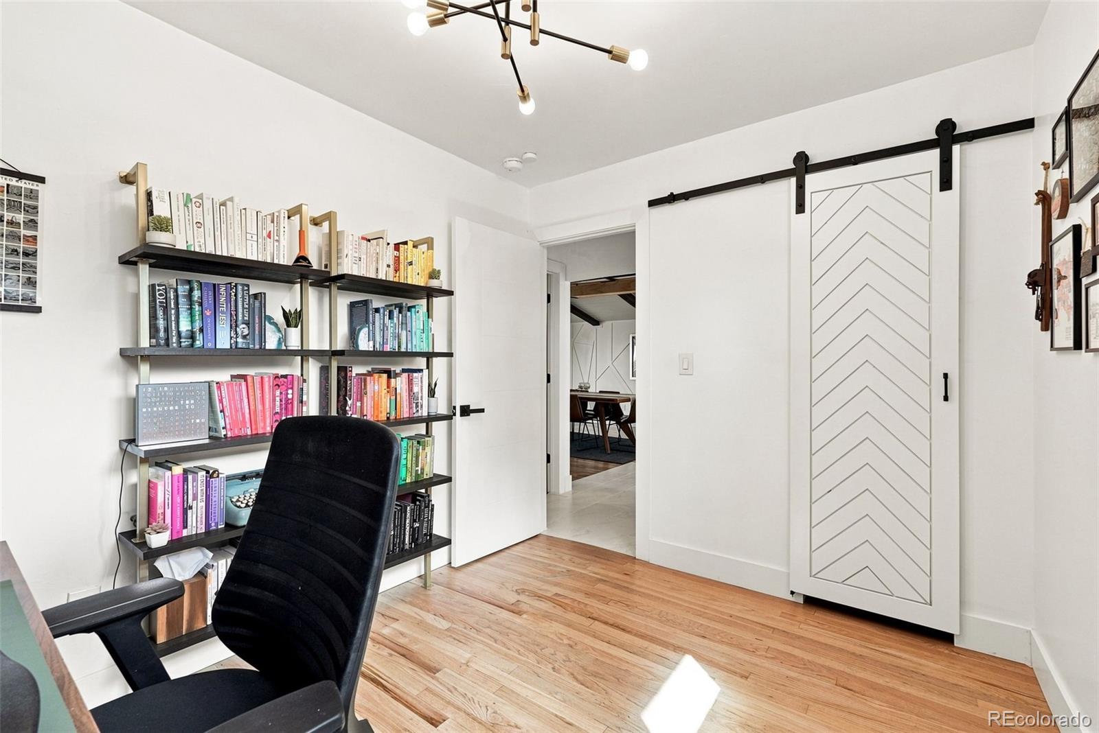 6095 W 49th Place