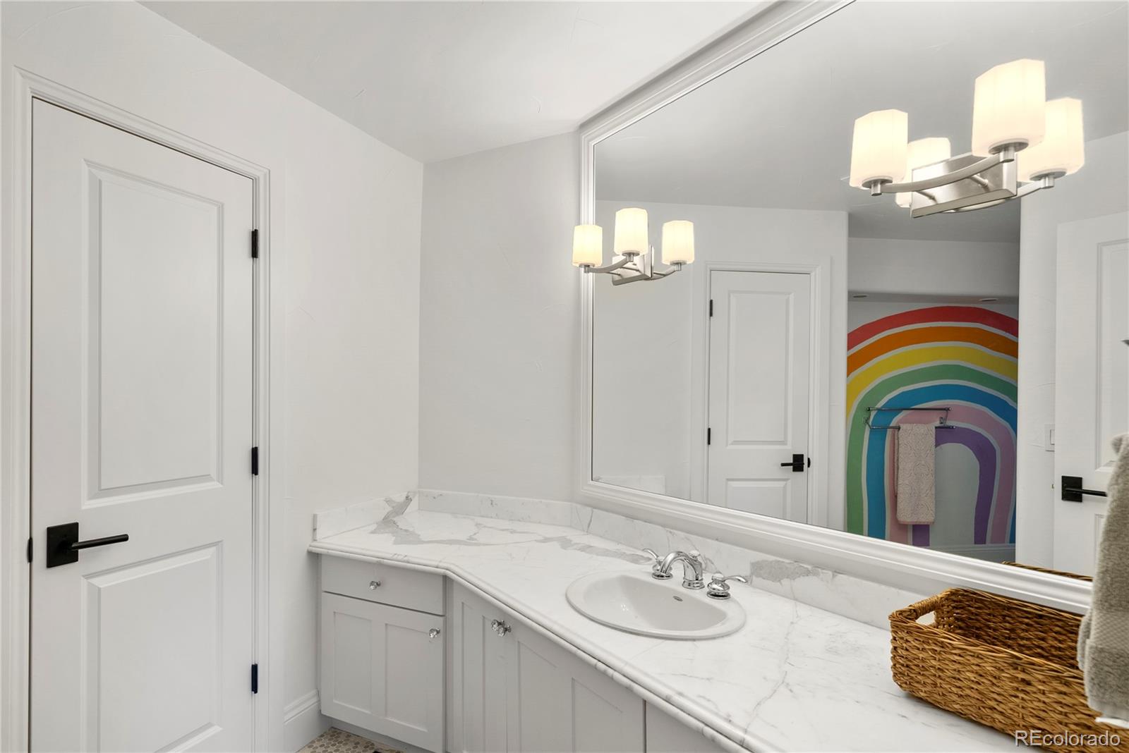 1991 E Alameda Avenue Unit: 14