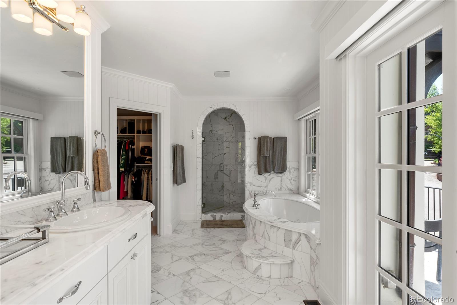 1991 E Alameda Avenue Unit: 14