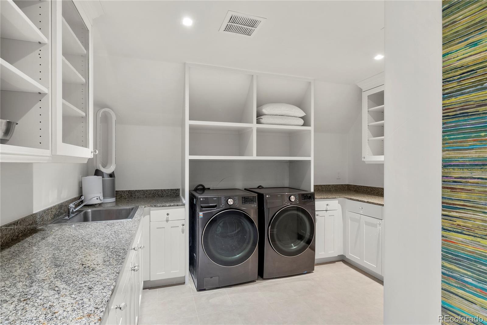 1991 E Alameda Avenue Unit: 14