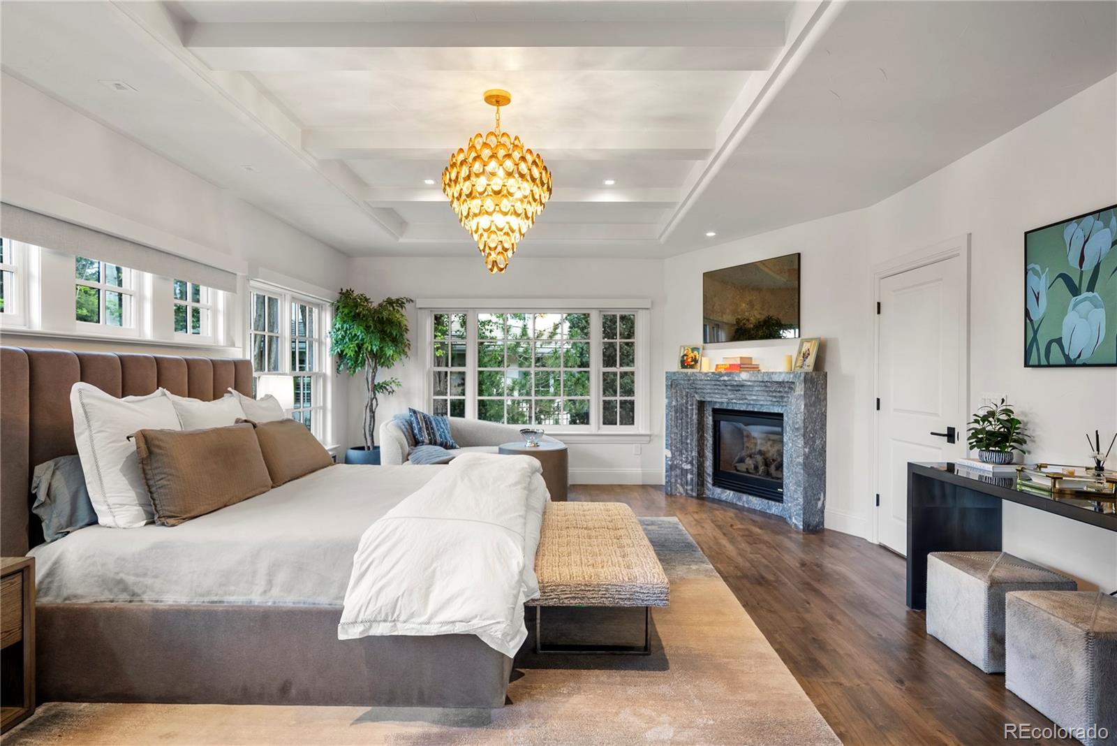 1991 E Alameda Avenue Unit: 14