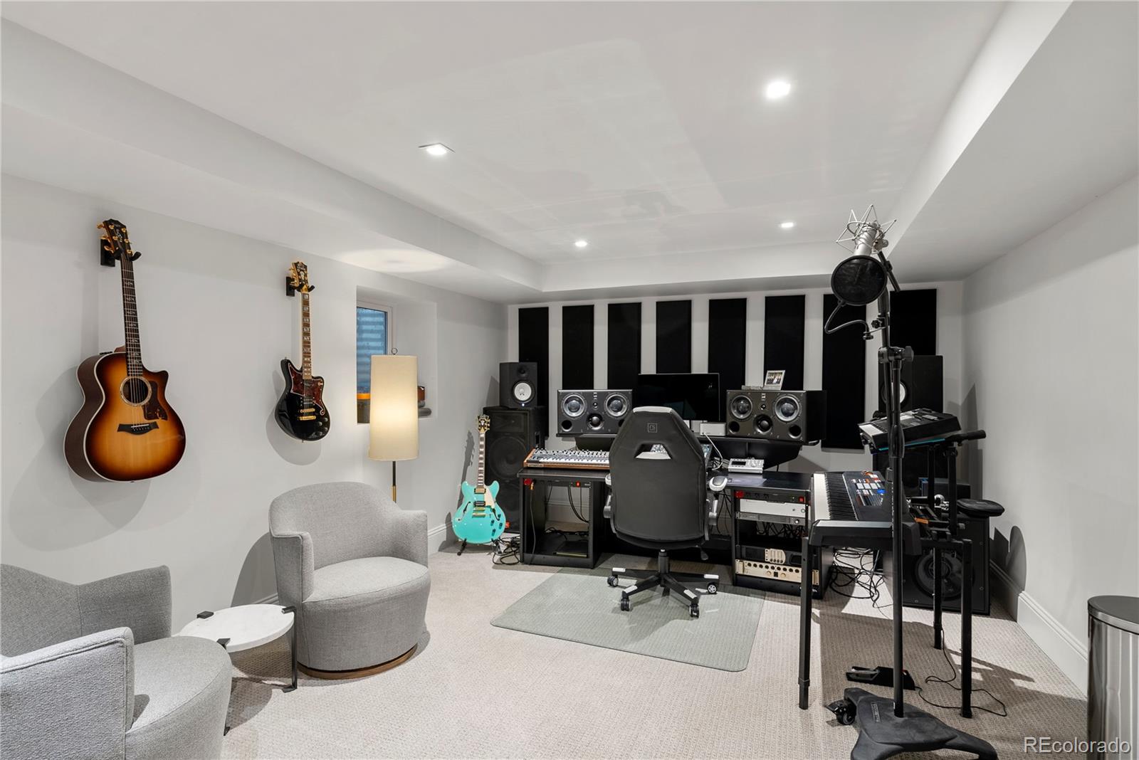 1991 E Alameda Avenue Unit: 14