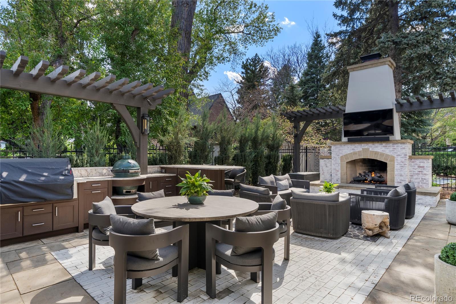 1991 E Alameda Avenue Unit: 14