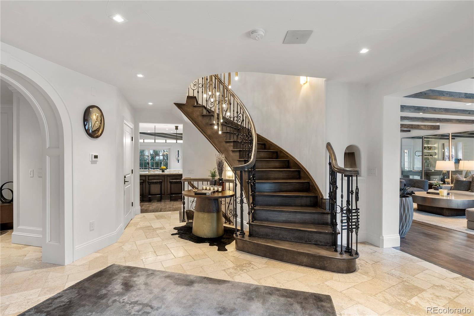 1991 E Alameda Avenue Unit: 14