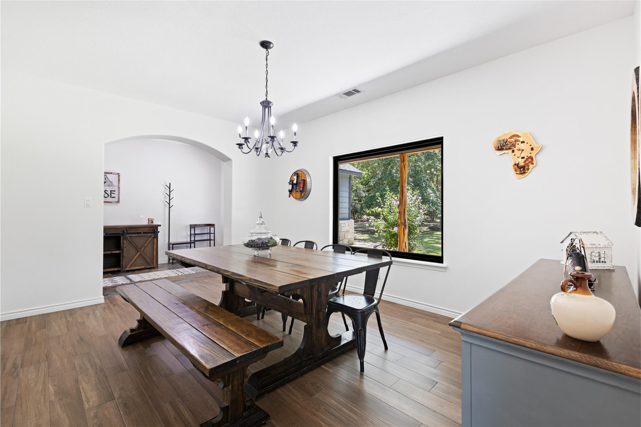 7280 Dogwood Lane
